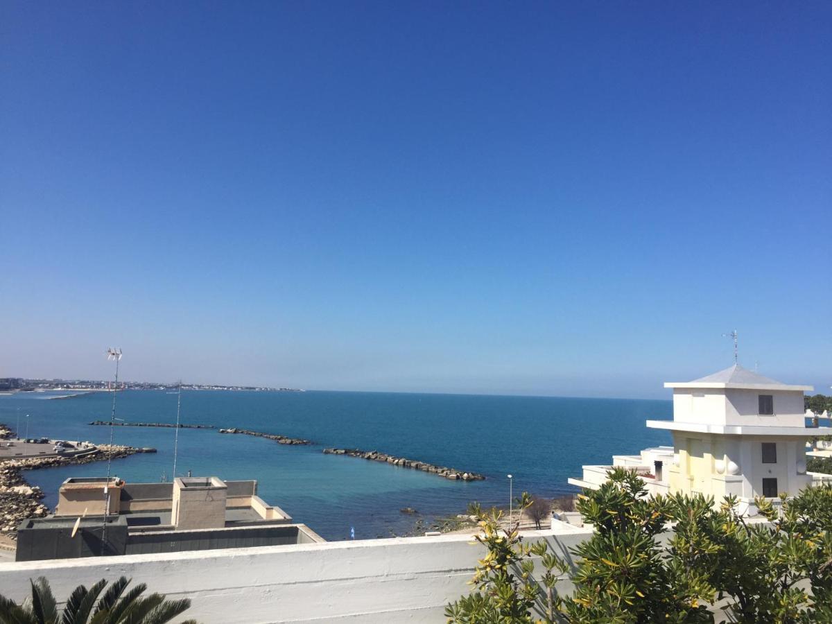 Apartamento La Mia Terrazza Sul Mare - Mared'Amare Bari Exterior foto