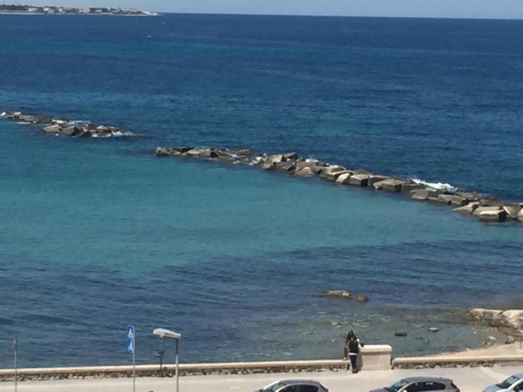 Apartamento La Mia Terrazza Sul Mare - Mared'Amare Bari Exterior foto