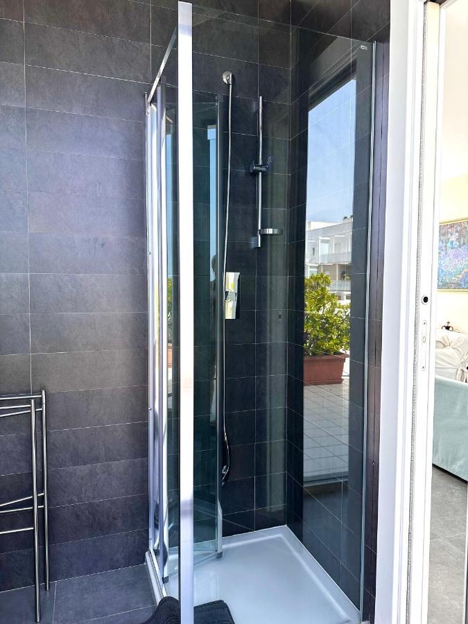 Apartamento La Mia Terrazza Sul Mare - Mared'Amare Bari Exterior foto